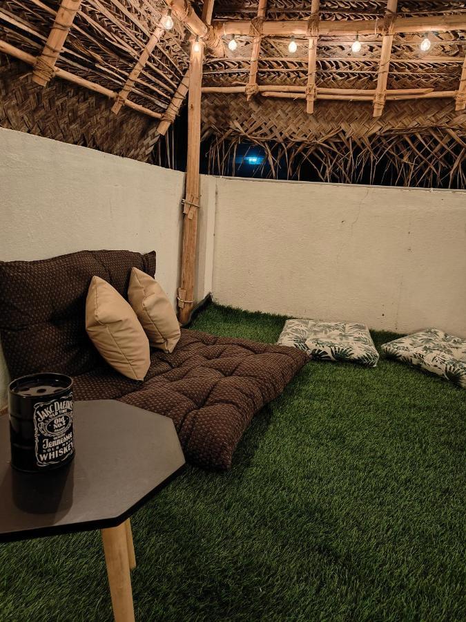 Unpack Hostel Пудучеррі Екстер'єр фото